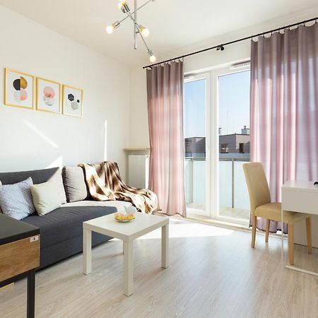 Metro Bielany Apartments By Noclegi Renters وارسو المظهر الخارجي الصورة