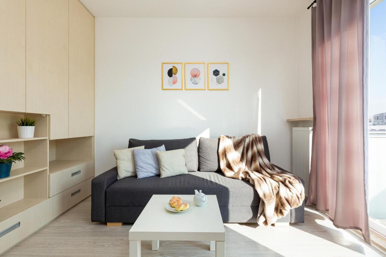 Metro Bielany Apartments By Noclegi Renters وارسو المظهر الخارجي الصورة