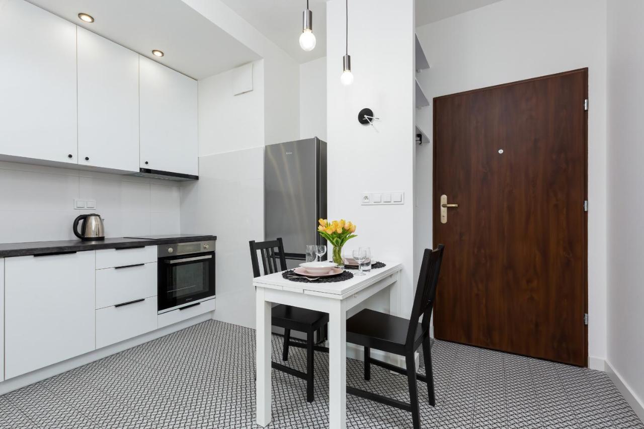Metro Bielany Apartments By Noclegi Renters وارسو المظهر الخارجي الصورة