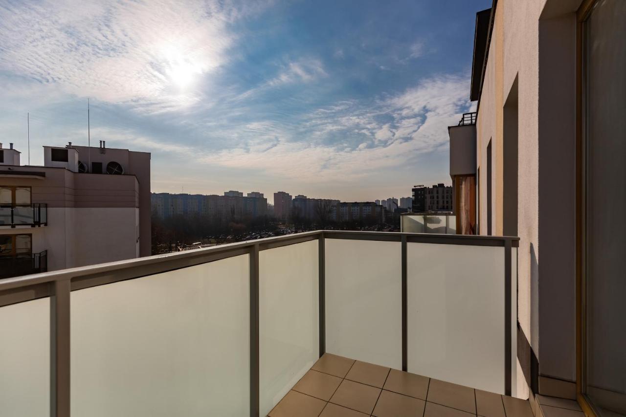 Metro Bielany Apartments By Noclegi Renters وارسو المظهر الخارجي الصورة