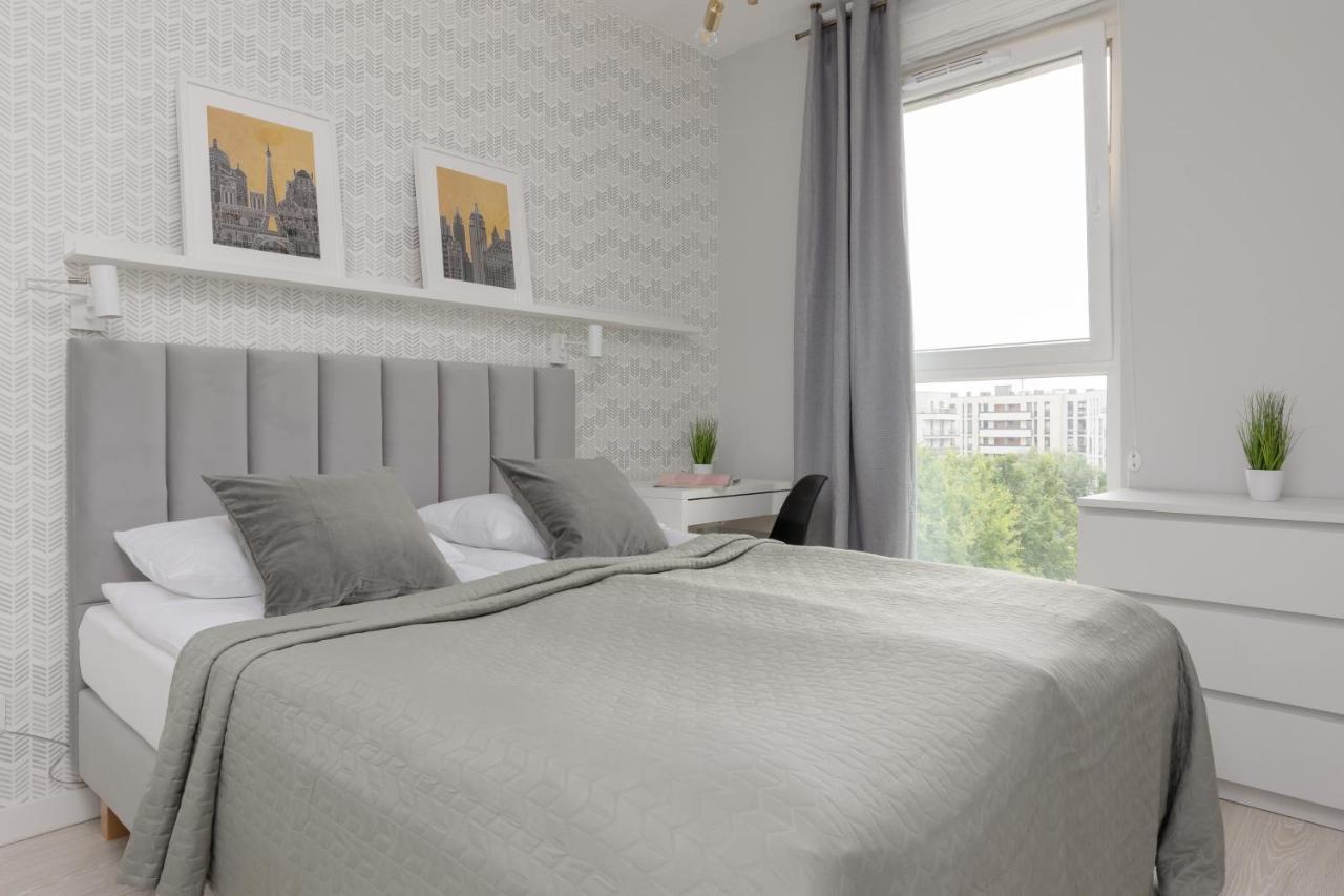 Metro Bielany Apartments By Noclegi Renters وارسو المظهر الخارجي الصورة
