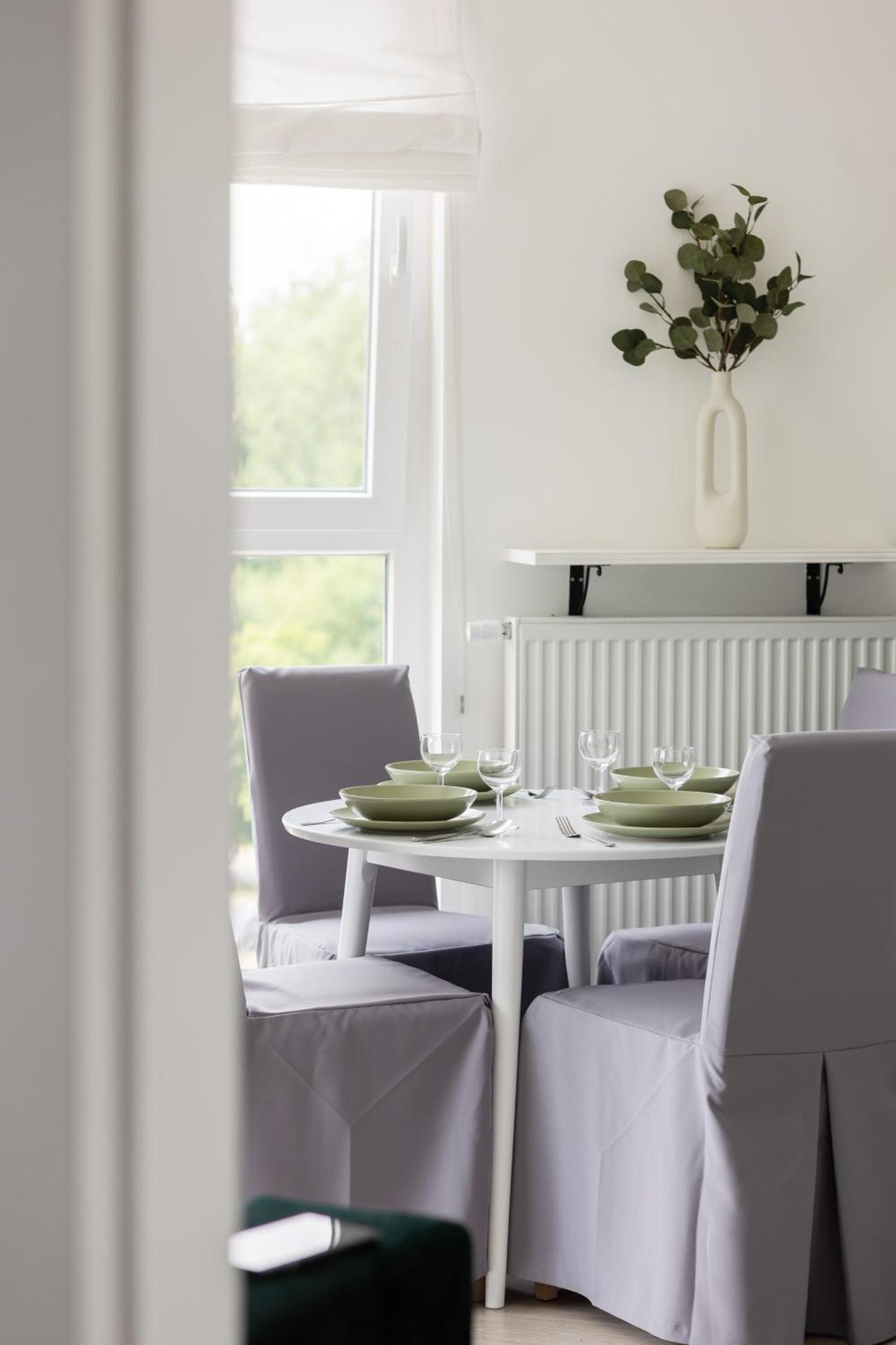 Metro Bielany Apartments By Noclegi Renters وارسو المظهر الخارجي الصورة