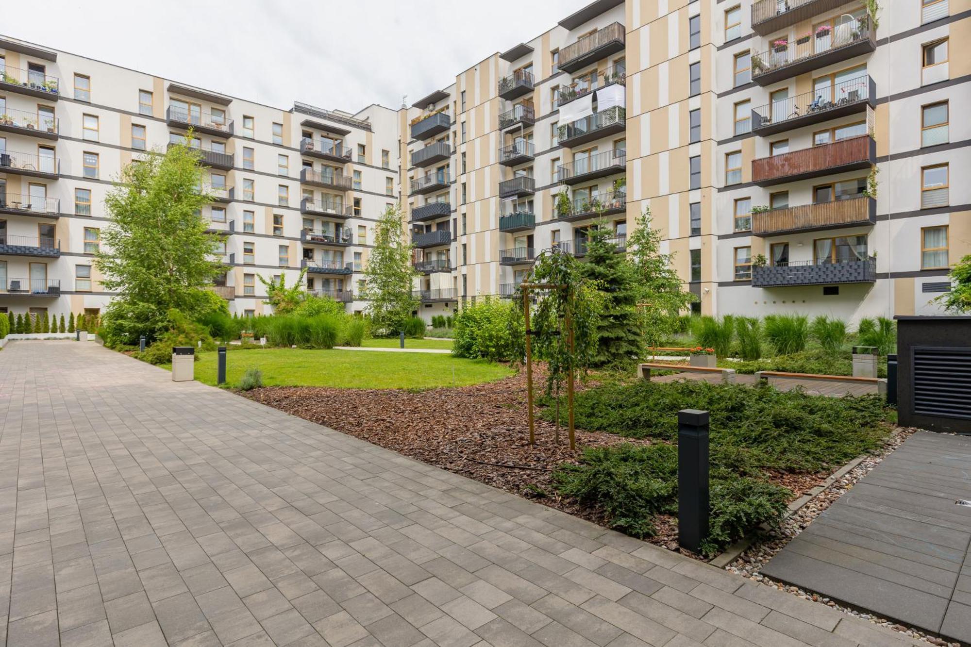Metro Bielany Apartments By Noclegi Renters وارسو المظهر الخارجي الصورة